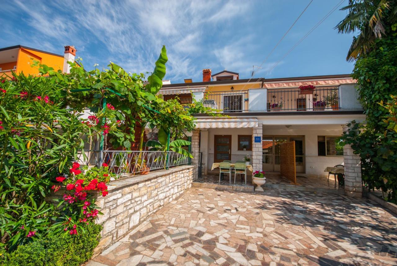 Appartamento Haus Roko Rovigno Esterno foto